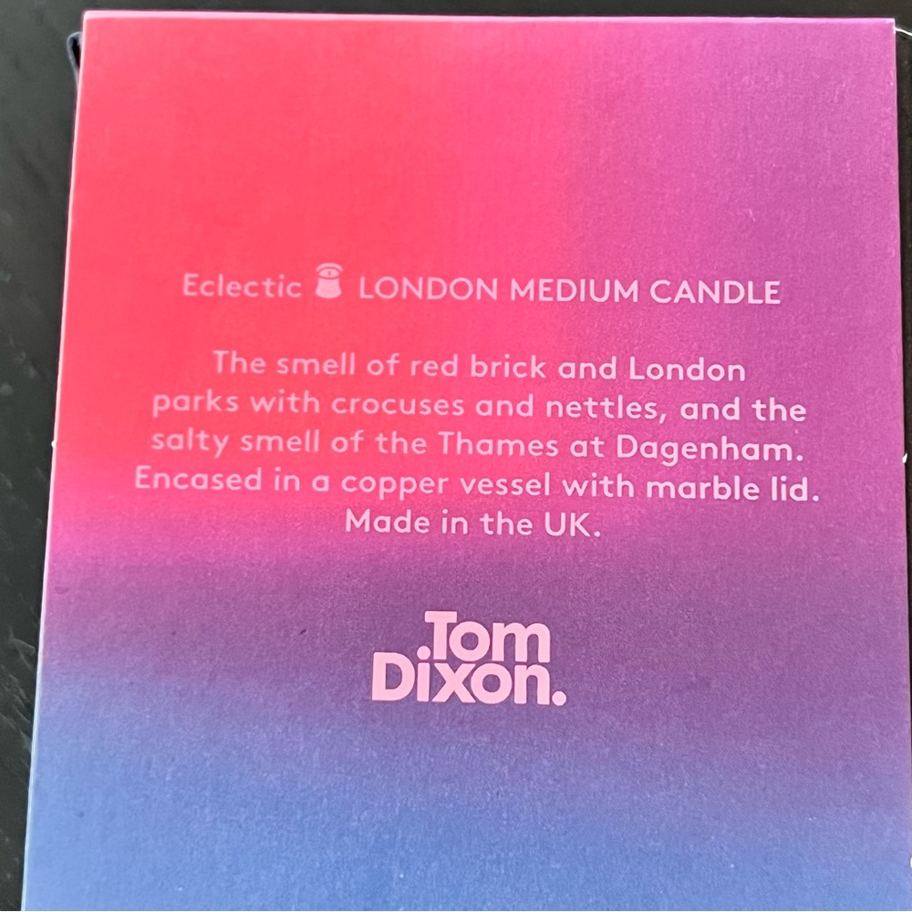 Tom Dixon London Medium Candle - Rose Gold - Picture 4 of 6